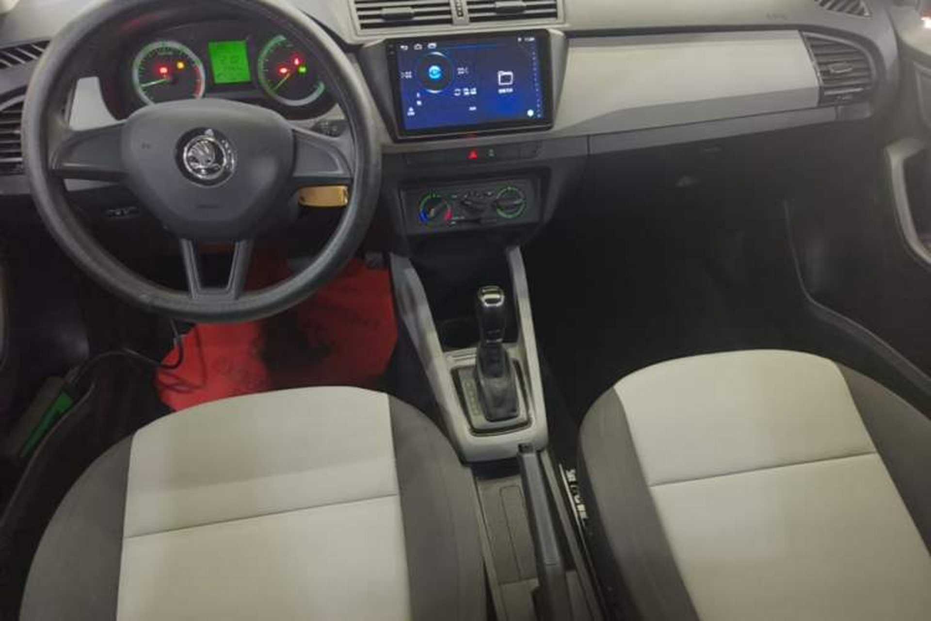 Used Skoda Fabia 2017 1.4L Automatic Car Enjoy Edition Center Console