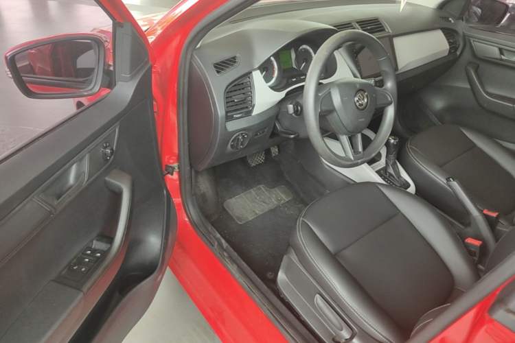 Used Skoda Fabia 2017 1.4L Automatic Car Enjoy Edition Driver Seat