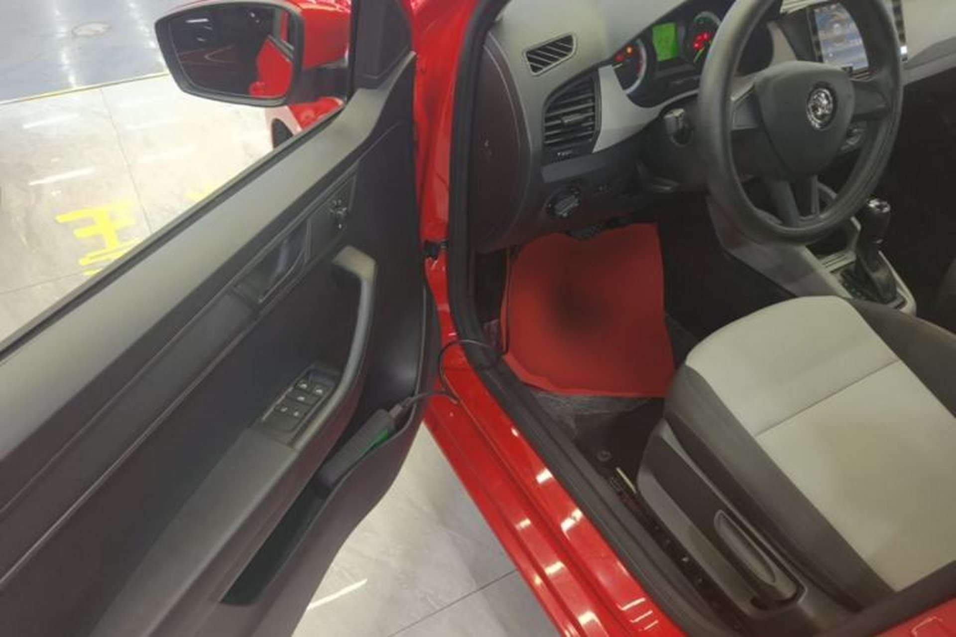 Used Skoda Fabia 2017 1.4L Automatic Car Enjoy Edition Driver Seat
