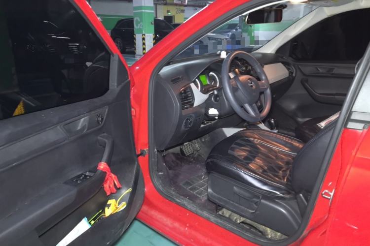 Used Skoda Fabia 2017 1.4L Automatic Car Enjoy Edition Driver Seat