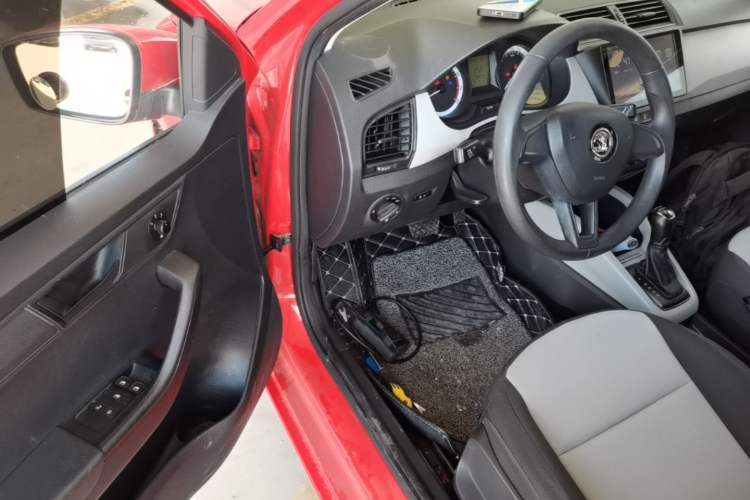 Used Skoda Fabia 2017 1.4L Automatic Car Enjoy Edition Driver Seat