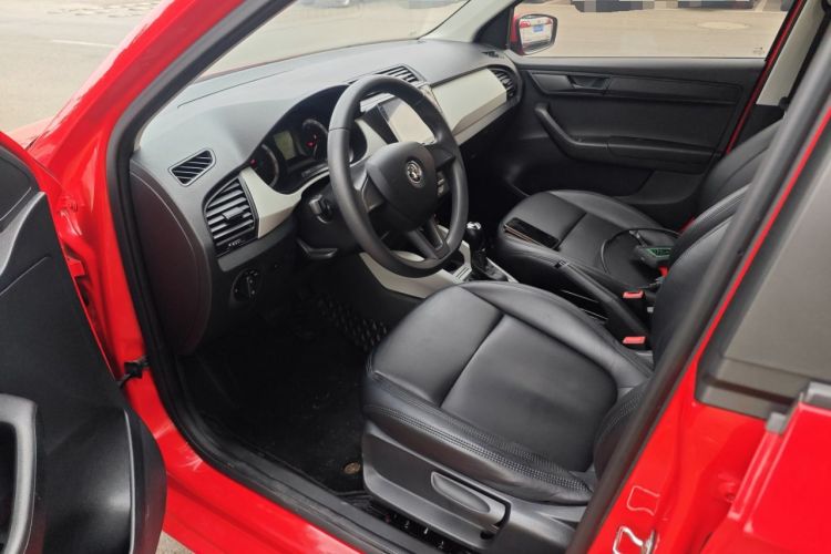 Used Skoda Fabia 2017 1.4L Automatic Car Enjoy Edition Driver Seat