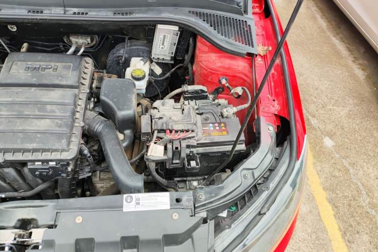 Used Skoda Fabia 2017 1.4L Automatic Car Enjoy Edition Engine Bay Left
