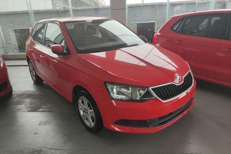 Used Skoda Fabia 2017 1.4L Automatic Car Enjoy Edition Exterior 1