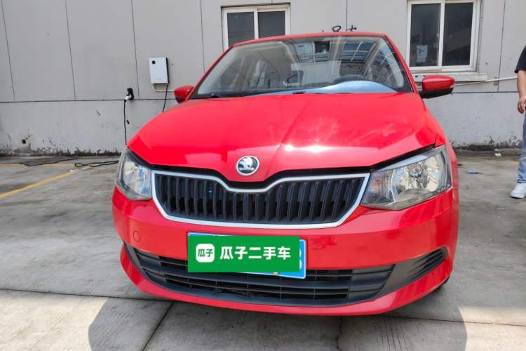Used Skoda Fabia 2017 1.4L Automatic Car Enjoy Edition Exterior 1