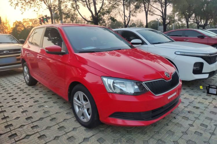 Used Skoda Fabia 2017 1.4L Automatic Car Enjoy Edition Exterior 1