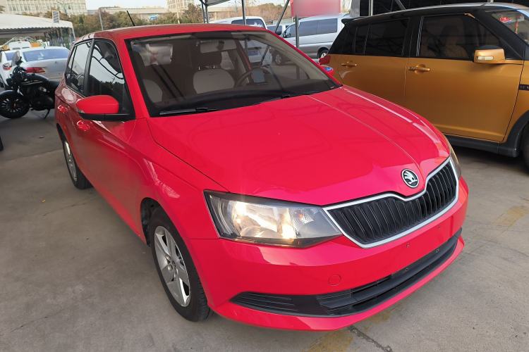 Used Skoda Fabia 2017 1.4L Manual Enjoy Edition Exterior 1