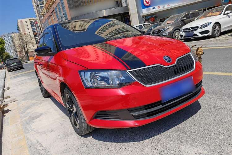 Used Skoda Fabia 2017 1.4L Automatic Car Enjoy Edition Exterior 2