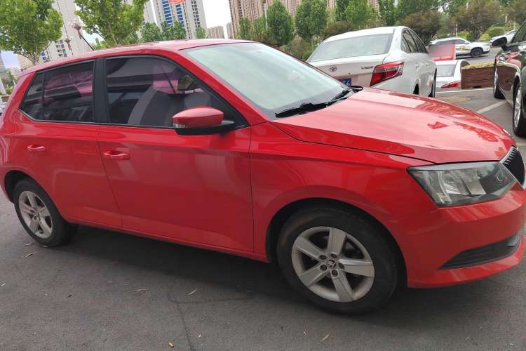 Used Skoda Fabia 2017 1.4L Automatic Car Enjoy Edition Exterior 2