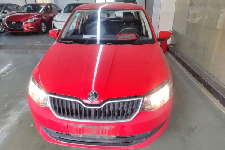 Used Skoda Fabia 2017 1.4L Automatic Car Enjoy Edition Front