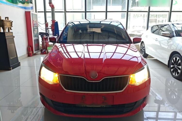Used Skoda Fabia 2017 1.4L Automatic Car Enjoy Edition Front