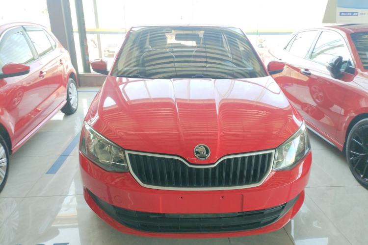 Used Skoda Fabia 2017 1.4L Automatic Car Enjoy Edition Front