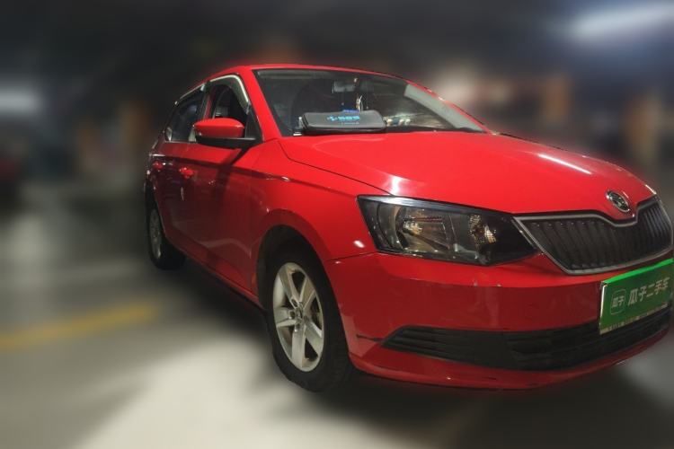 Used Skoda Fabia 2017 1.4L Manual Enjoy Edition Front Right 45 Deg