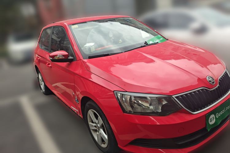 Used Skoda Fabia 2017 1.4L Automatic Car Enjoy Edition Front Right 45 Deg