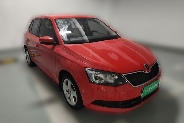 Used Skoda Fabia 2017 1.4L Automatic Car Enjoy Edition Front Right 45 Deg