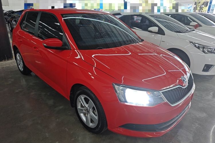 Used Skoda Fabia 2017 1.4L Automatic Car Enjoy Edition Front Right 45 Deg