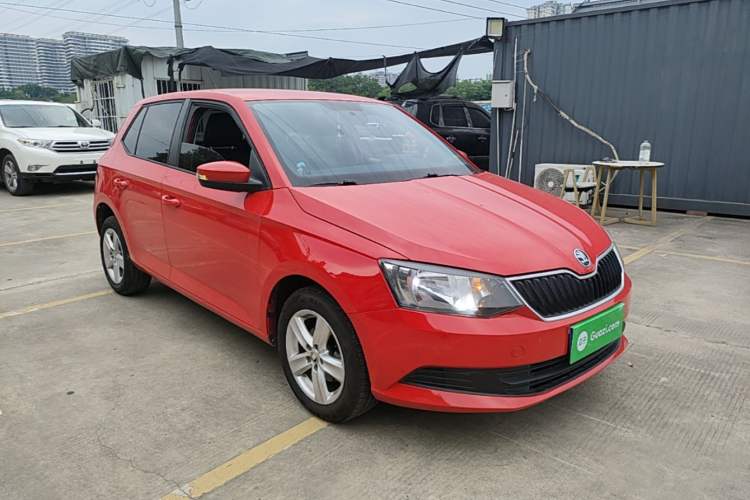 Used Skoda Fabia 2017 1.4L Automatic Car Enjoy Edition Front Right 45 Deg