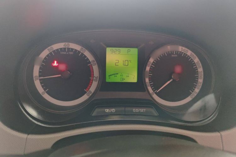 Used Skoda Fabia 2017 1.4L Automatic Car Enjoy Edition Instrument Cluster