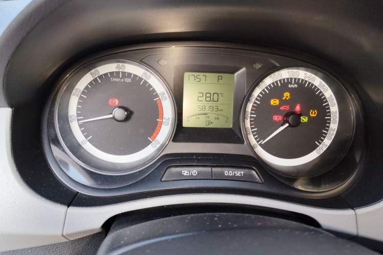 Used Skoda Fabia 2017 1.4L Automatic Car Enjoy Edition Instrument Cluster