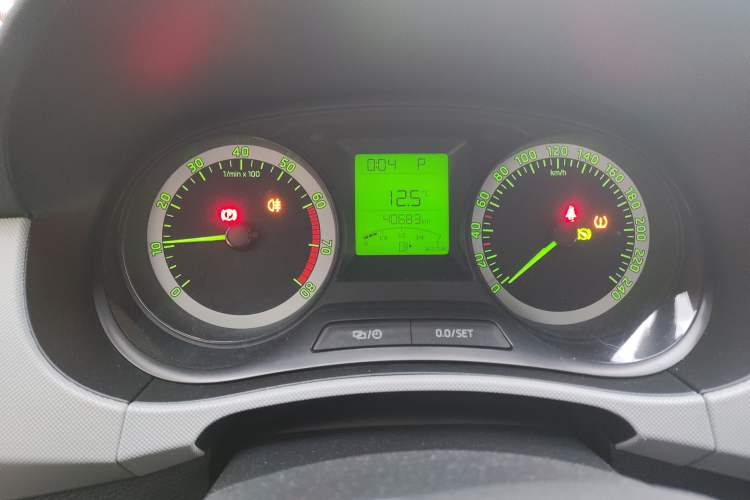 Used Skoda Fabia 2017 1.4L Automatic Car Enjoy Edition Instrument Cluster