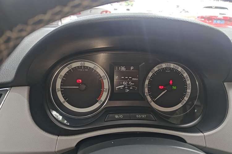 Used Skoda Fabia 2017 1.6L Automatic Sport Edition Instrument Cluster
