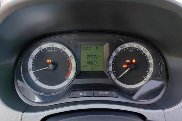Used Skoda Fabia 2017 1.4L Automatic Car Enjoy Edition Instrument Cluster