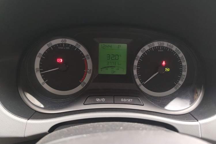 Used Skoda Fabia 2017 1.4L Automatic Car Enjoy Edition Instrument Cluster