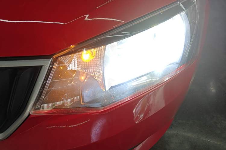 Used Skoda Fabia 2017 1.4L Automatic Car Enjoy Edition Left Front Headlight