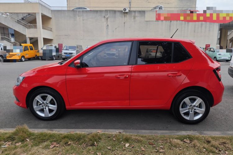 Used Skoda Fabia 2017 1.4L Automatic Car Enjoy Edition Left Side