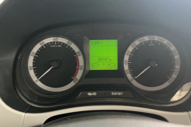 Used Skoda Fabia 2017 1.4L Automatic Car Enjoy Edition Odometer Close Up