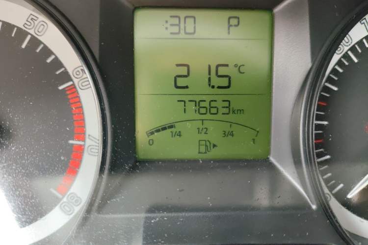 Used Skoda Fabia 2017 1.4L Automatic Car Enjoy Edition Odometer Close Up