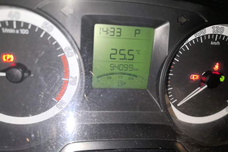 Used Skoda Fabia 2017 1.4L Automatic Car Enjoy Edition Odometer Close Up
