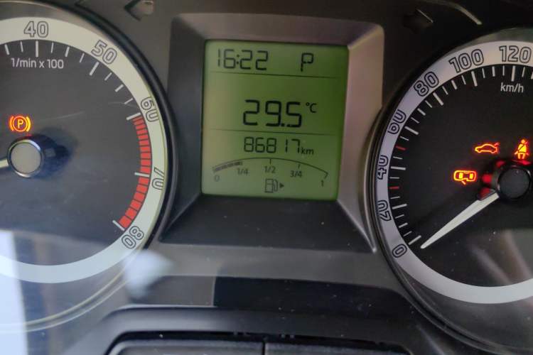 Used Skoda Fabia 2017 1.4L Automatic Car Enjoy Edition Odometer Close Up