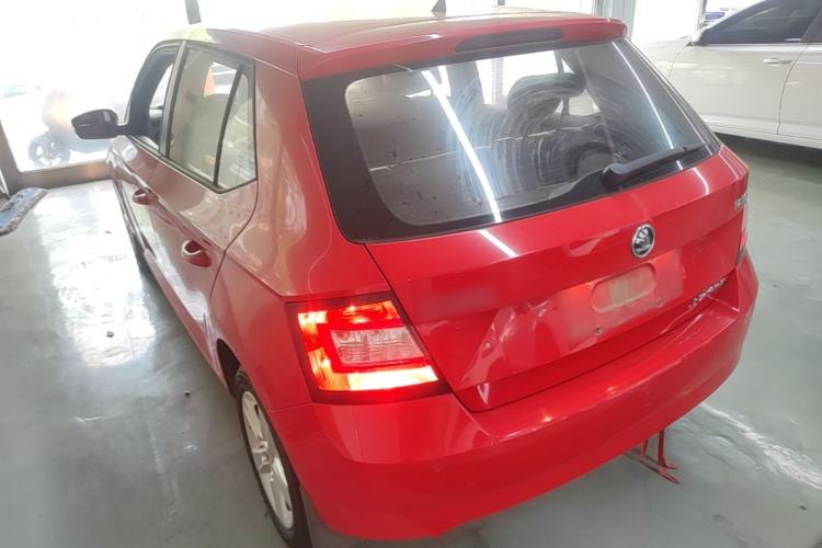 Used Skoda Fabia 2017 1.4L Automatic Car Enjoy Edition Rear Left 45 Deg