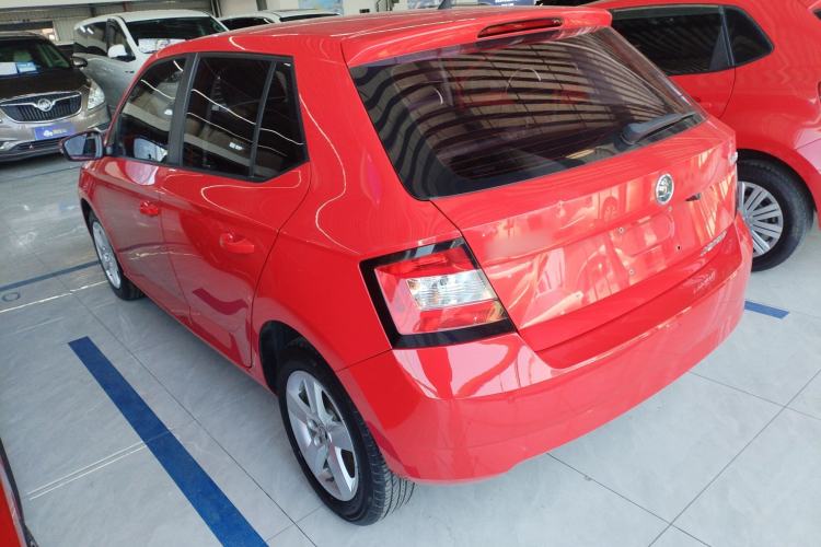 Used Skoda Fabia 2017 1.4L Automatic Car Enjoy Edition Rear Left 45 Deg