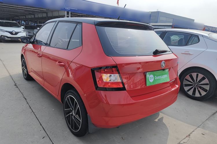 Used Skoda Fabia 2017 1.6L Automatic Sport Edition Rear Left 45 Deg