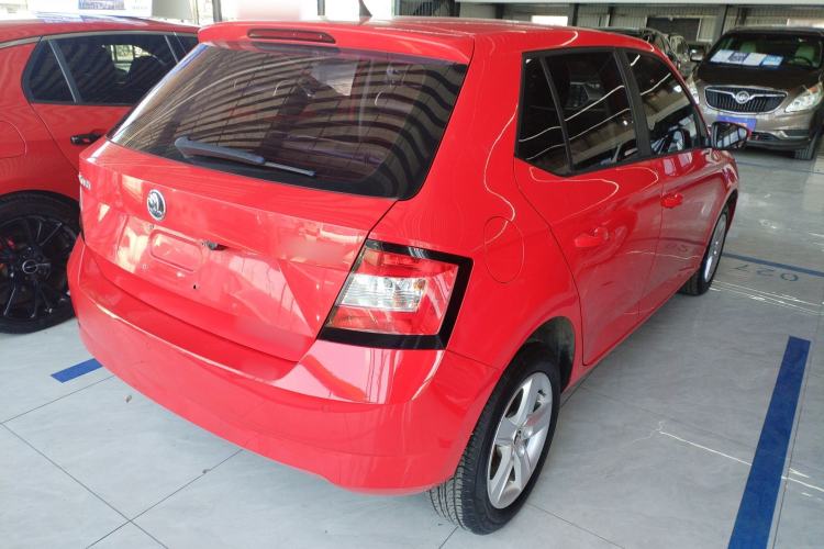 Used Skoda Fabia 2017 1.4L Automatic Car Enjoy Edition Rear Right 45 Deg