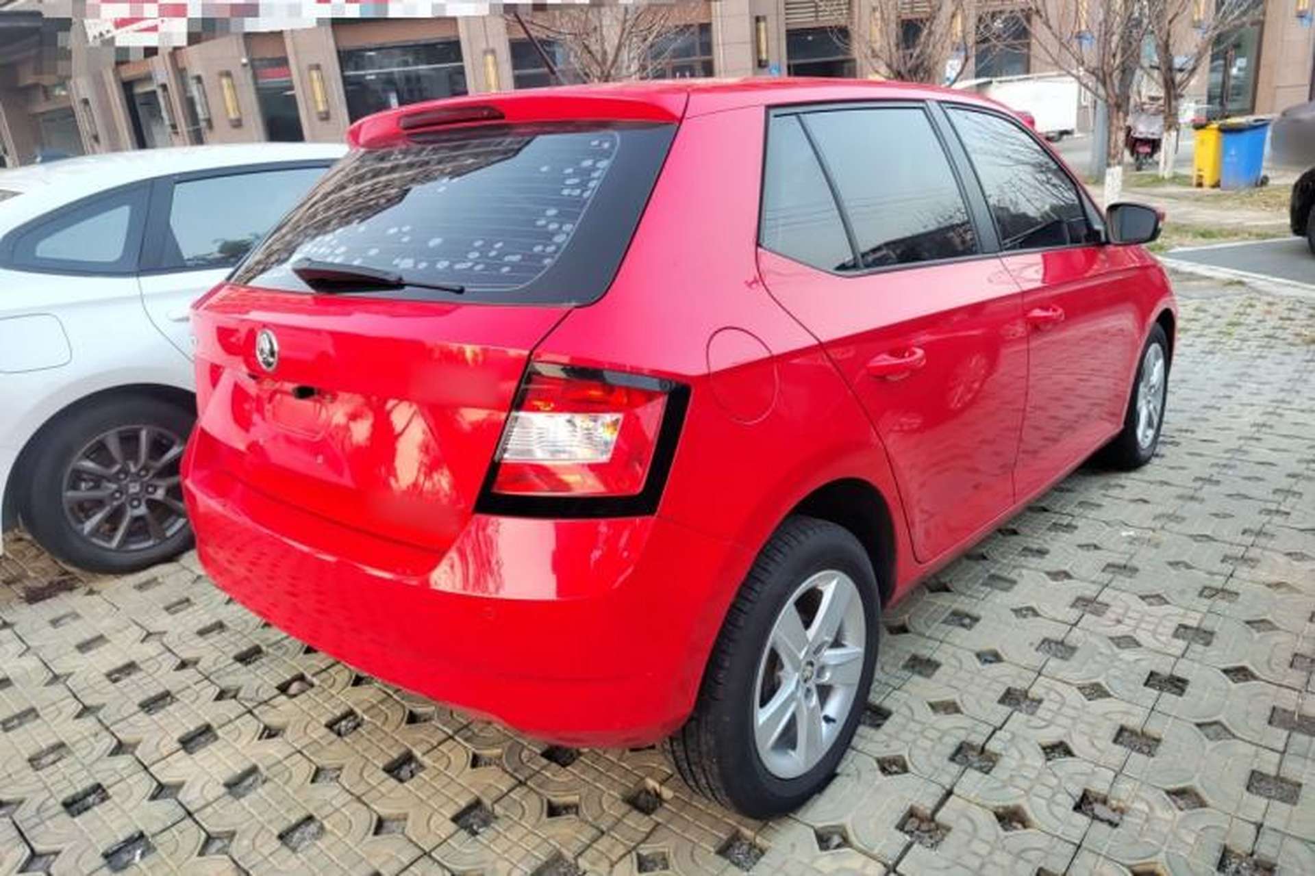 Used Skoda Fabia 2017 1.4L Automatic Car Enjoy Edition Rear Right 45 Deg