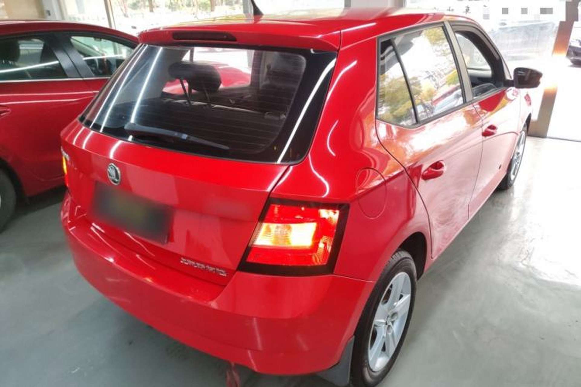 Used Skoda Fabia 2017 1.4L Automatic Car Enjoy Edition Rear Right 45 Deg