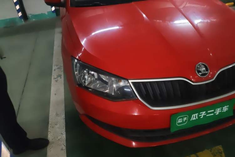 Used Skoda Fabia 2017 1.4L Automatic Car Enjoy Edition Right Front Headlight
