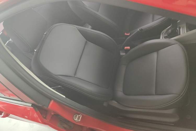 Used Skoda Fabia 2017 1.4L Automatic Car Enjoy Edition Right Front Seat