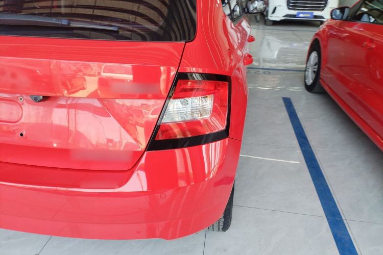 Used Skoda Fabia 2017 1.4L Automatic Car Enjoy Edition Right Rear Taillight