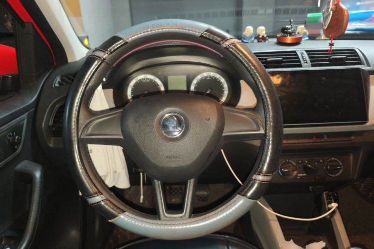 Used Skoda Fabia 2017 1.4L Manual Enjoy Edition Steering Wheel