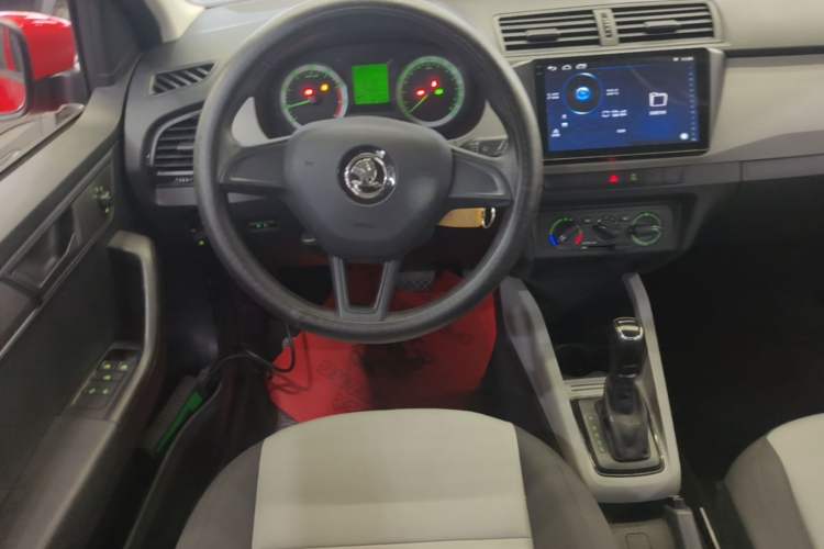 Used Skoda Fabia 2017 1.4L Automatic Car Enjoy Edition Steering Wheel