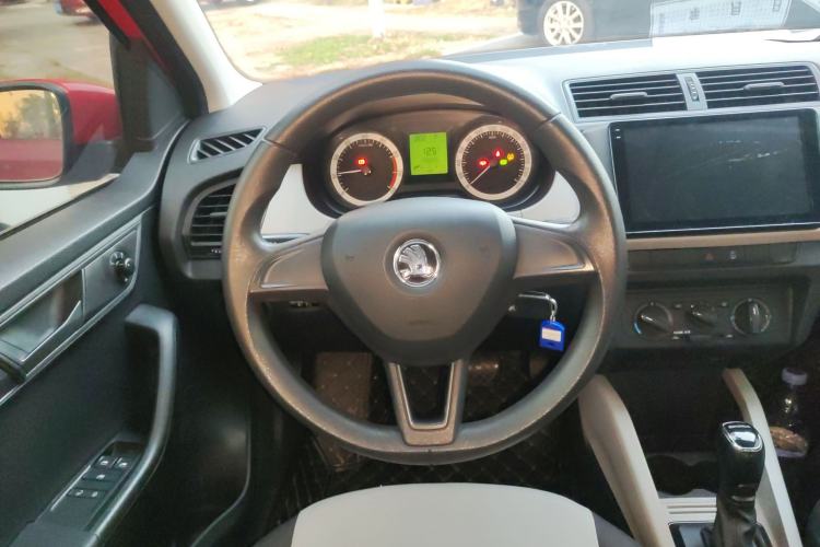 Used Skoda Fabia 2017 1.4L Automatic Car Enjoy Edition Steering Wheel
