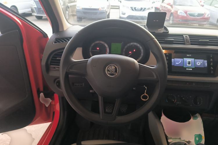 Used Skoda Fabia 2017 1.4L Manual Enjoy Edition Steering Wheel