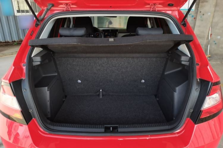 Used Skoda Fabia 2017 1.4L Automatic Car Enjoy Edition Trunk