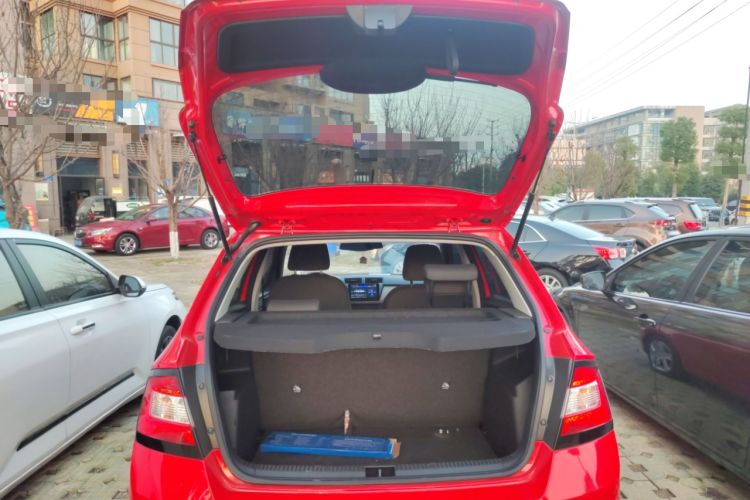 Used Skoda Fabia 2017 1.4L Automatic Car Enjoy Edition Trunk