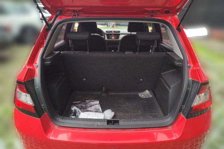 Used Skoda Fabia 2017 1.4L Automatic Car Enjoy Edition Trunk