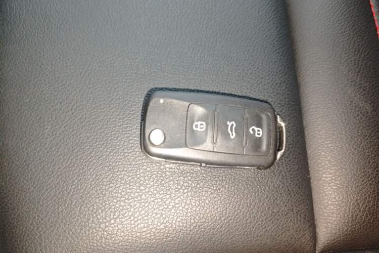 Used Skoda Fabia 2017 1.4L Automatic Car Enjoy Edition Vehicle Key